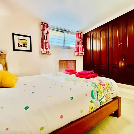 Appartement Poolside Paradise *