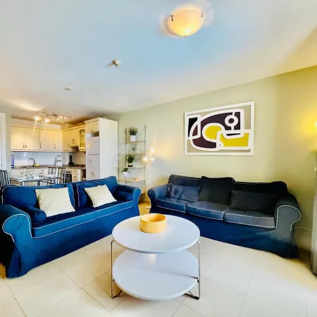 Appartement Poolside Paradise *