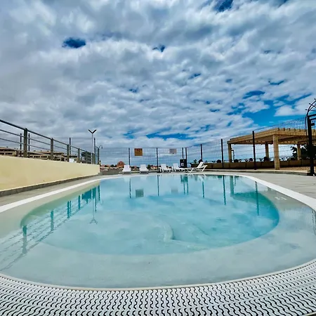 Poolside Paradise * Costa Adeje (Tenerife)