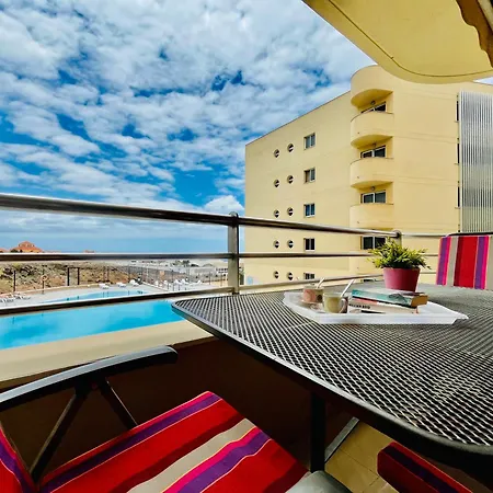 Appartement Poolside Paradise *