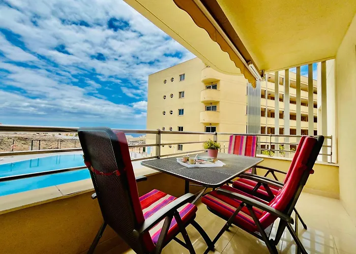 Appartement Poolside Paradise