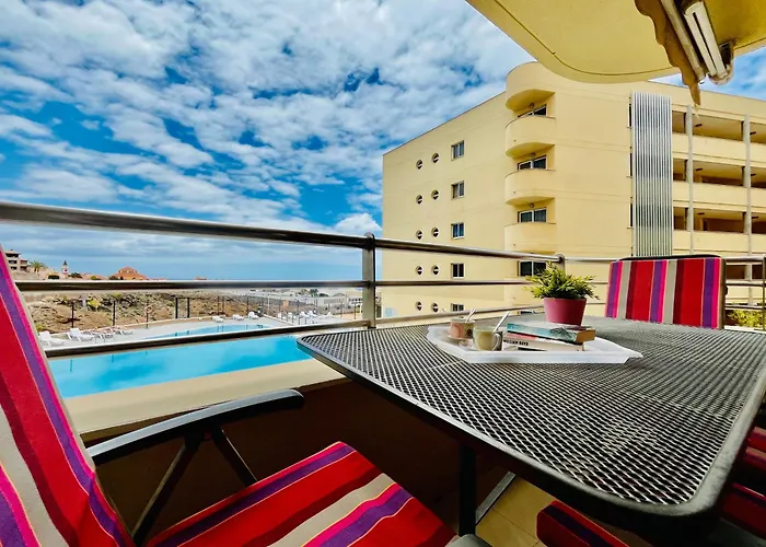 Appartement Poolside Paradise *