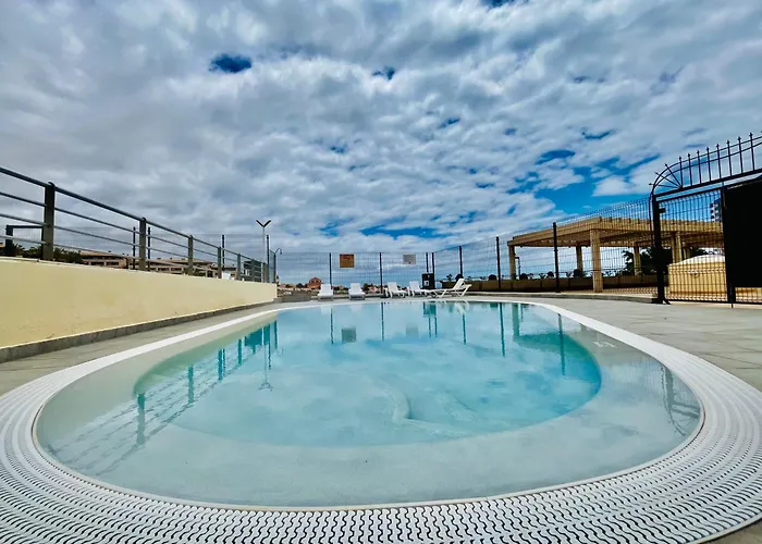 Poolside Paradise * Costa Adeje (Tenerife)