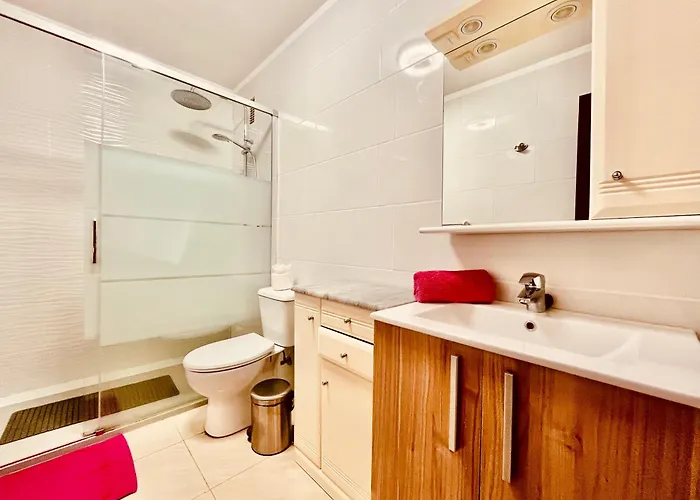 Poolside Paradise Appartement