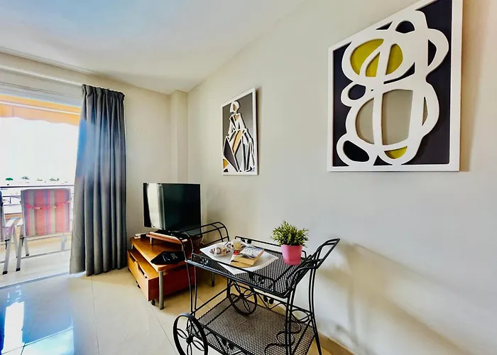 Appartement Poolside Paradise *